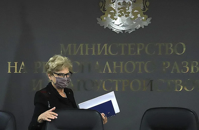 Алепу с 2 разрешения. Комитова: Такова чудо няма