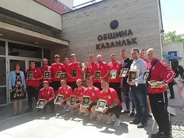 Кметът на Казанлък се срещна с Футболен клуб „Розова долина“