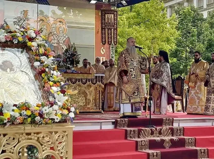 Духовно чудо в Пловдив. Най-величествената литургия /СНИМКИ/