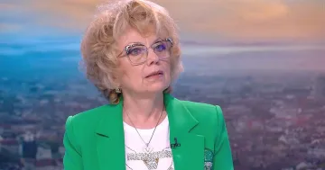 Валерия Велева: Скарат ли се Борисов и Пеевски, отварят път на Радев към властта