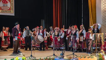 Ансамбълът в село Дълбоки с номинация за автентичен фолклор