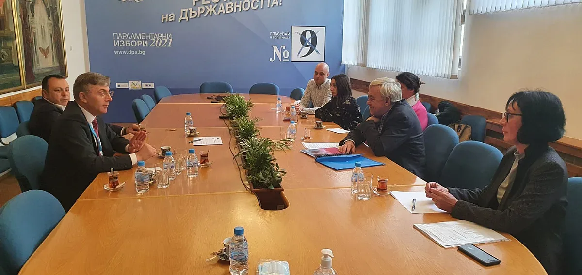 ДПС се срещна с представители на БХК