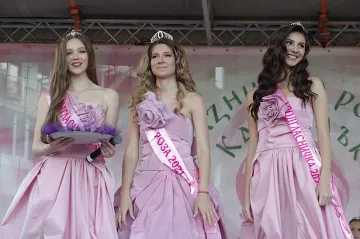Принцесите на розата на Казансък засияха