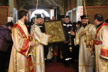 Банско посрещна чудотворната икона на пресвета Богородина