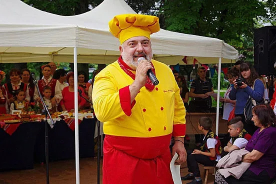 Ути прави 100 кг сладолед за Празника на Казанлък