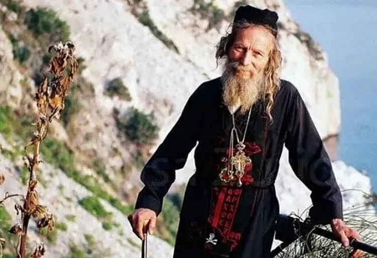 Монах предсказа ужас за планетата. Кой е той?