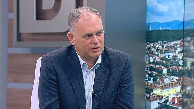 Кадиев плащал сметките на Иванчева. Ето за какво