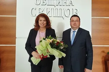 Илияна Йотова на 165-годишнина на първото читалище