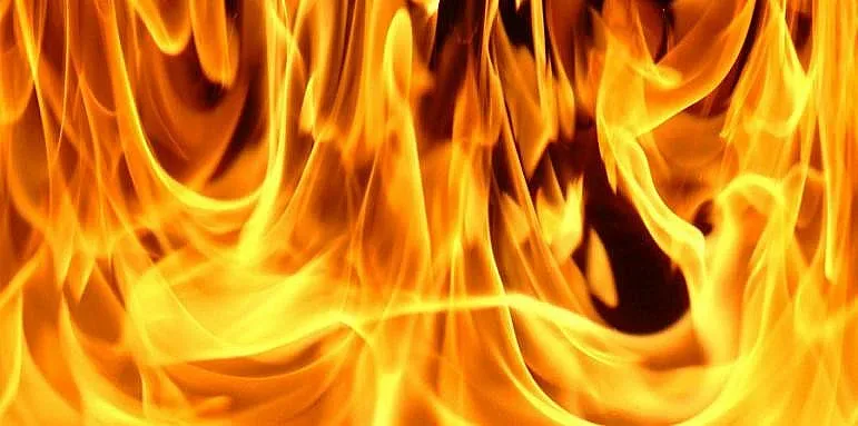 Мъж е с тежки изгаряния след взрив на пропан-бутан