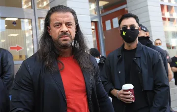 Заведенията гневни. Спрени им били парите