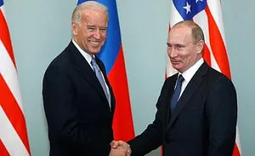 Байдън и Путин уговарят среща?