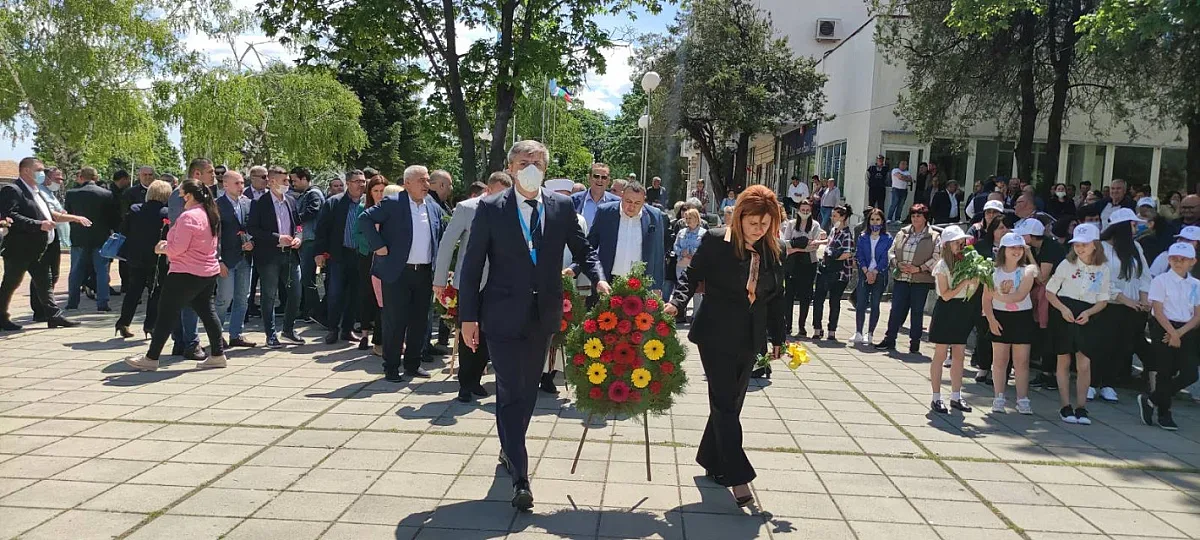 Карадайъ: 30 г. се борим за демокрация в Родината