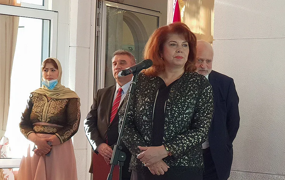 Илияна Йотова:Чудесата вече имат приятели по света