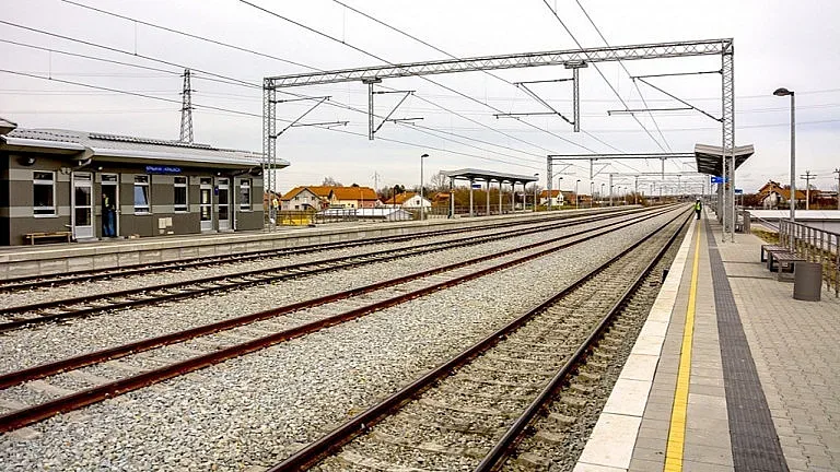 Тийнейджъри арестувани за нападение на кондуктор на ЖП гара