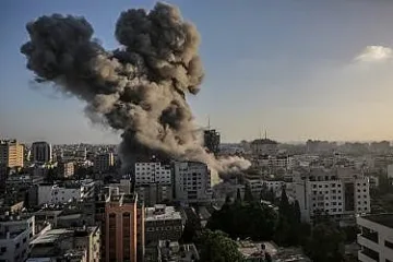 Израел опипва почвата за примирие в Газа
