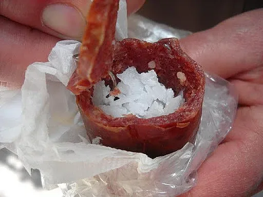 Разпръсната отрова по улица уби пет кучета в София