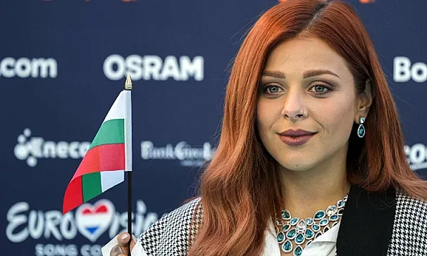 Вики влезе в топ 50 на Евровизия