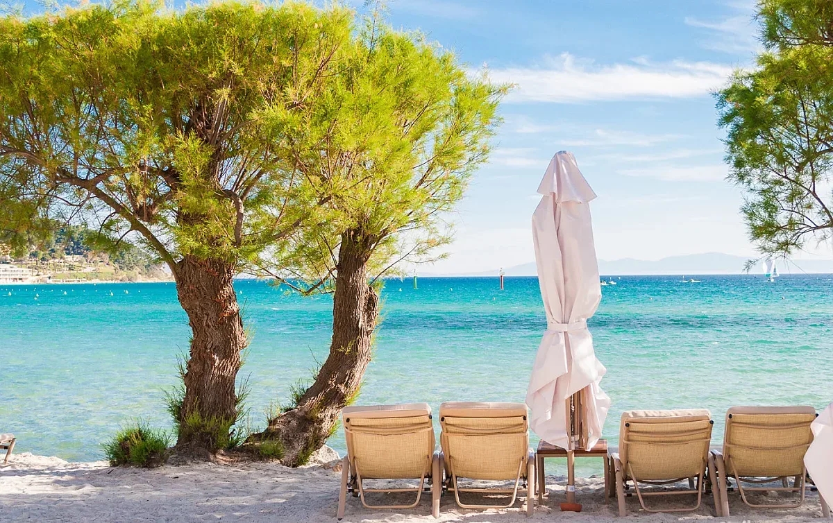 Горещата вълна носи 44 градуса в Гърция