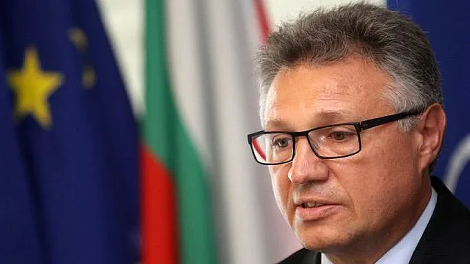 Бивш министър посочи грешката на правителството за Украйна