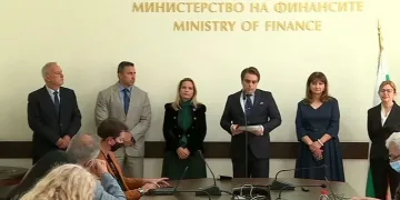Министър даде на НАП задача за приходите