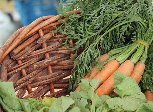 Родни вкусове от цяла България на фермерския пазар на Lidl