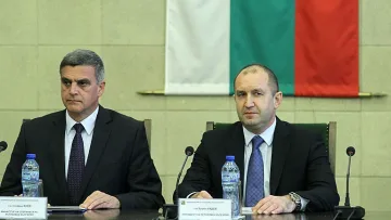 Радев казва служебния кабинет. Ето министрите