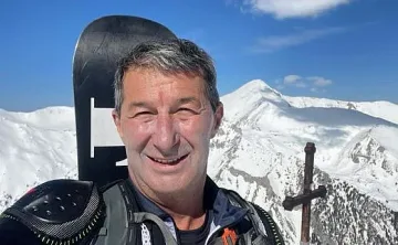 Ангелов и Балтов при Каролев. Борисов ги прати