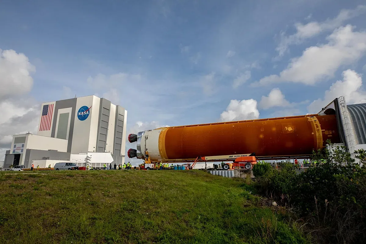 История. Щатите все по близо до връщане на Луната