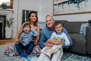 Български зет иска да е кмет на Лондон.Коя е Мариана