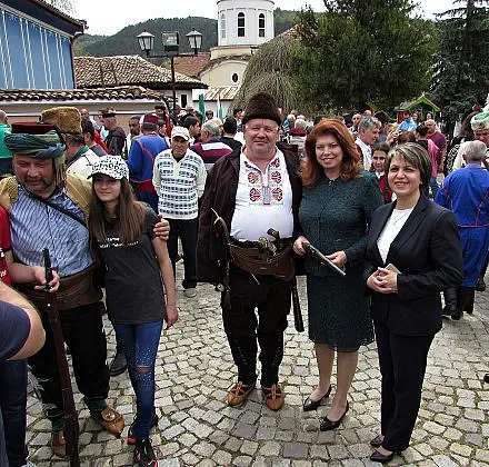 Йотова: Днес битката е отново за свобода