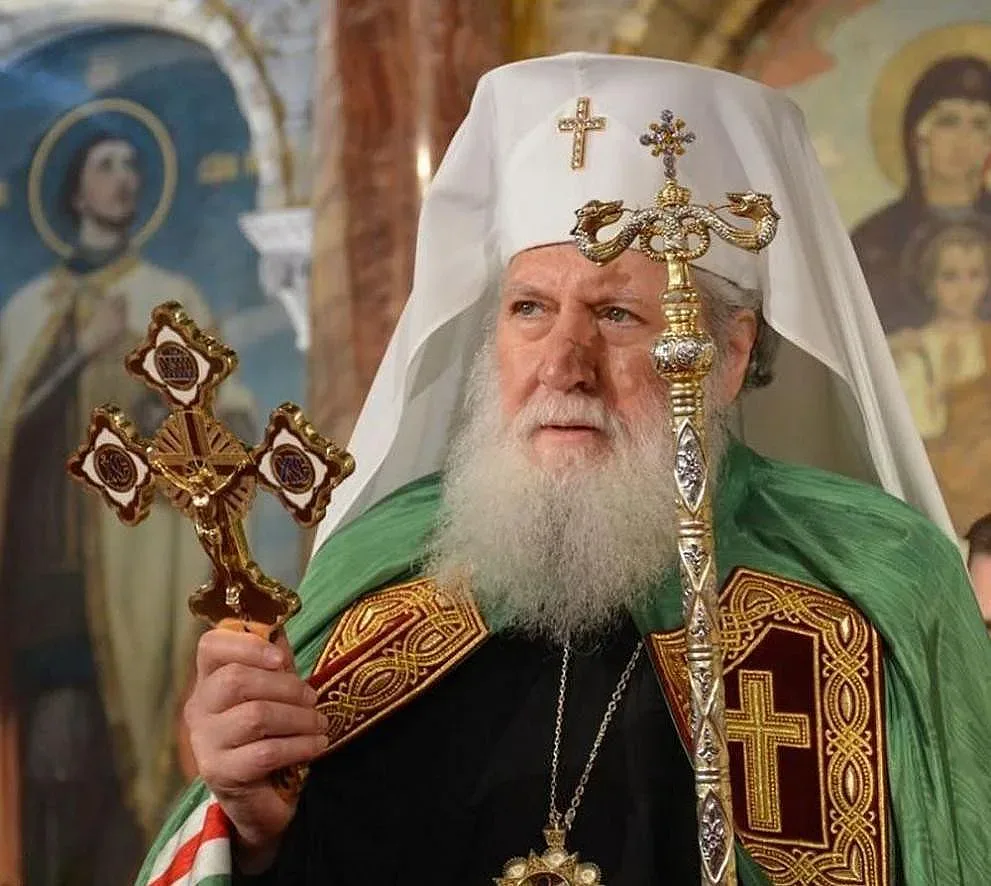 Патриарх Неофит няма да води светата литургия