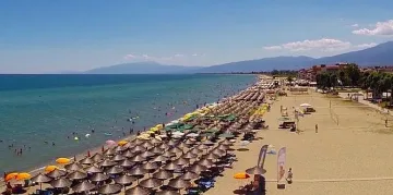 Отварят плажовете в Гърция на 15 май