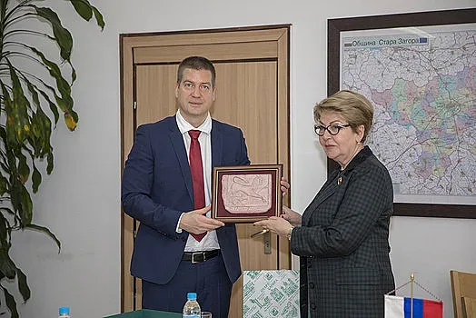 Кметът Живко Тодоров на среща с руския посланик