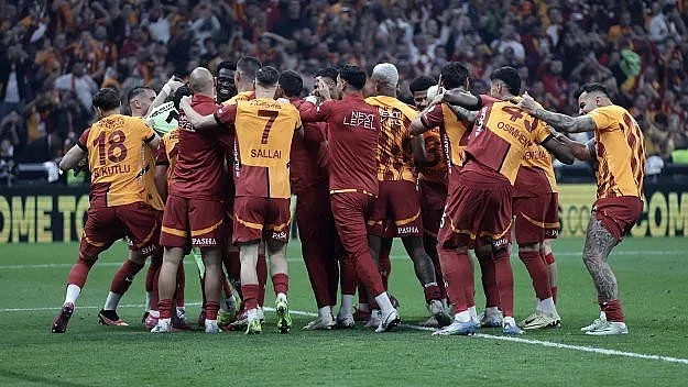 След 19 трофея футболна легенда обяви края