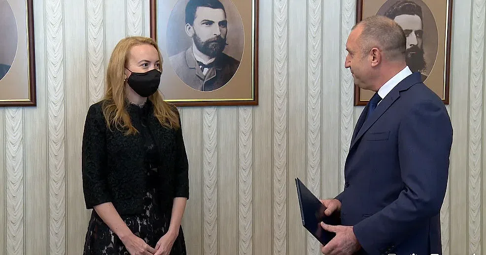 Хората на Слави върнаха мандата за кабинет /ВИДЕО/