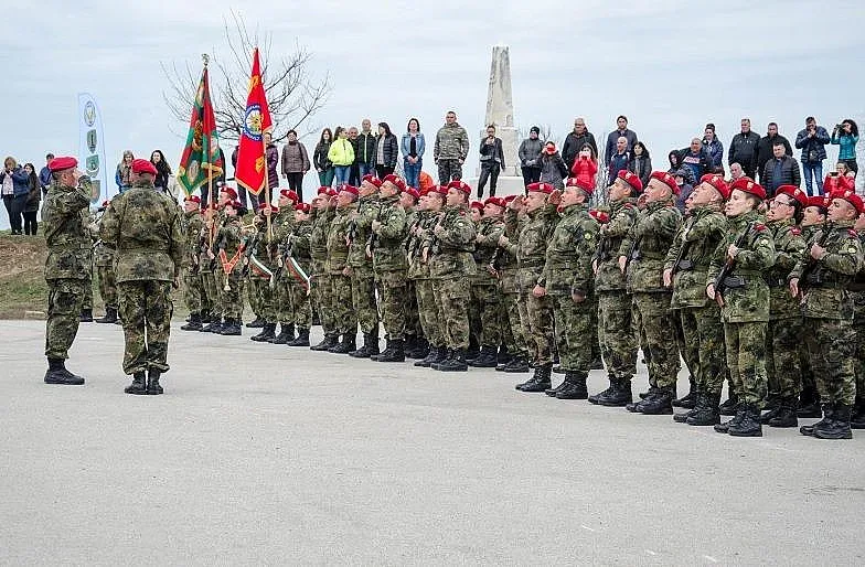 Военнослужещи положиха клетва на връх Шипка