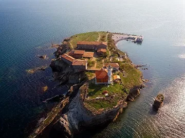 Остров Света Анастасия посреща посетители за осма поредна година