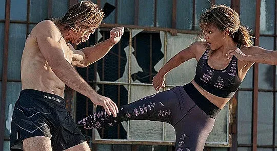 Как се вталяват красивите в Холивуд