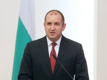 Президентът каза защо даде време на Слави