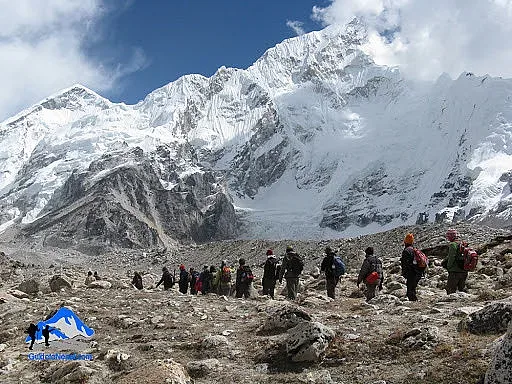 Паника. И в базовия лагер на Еверест хванаха COVID