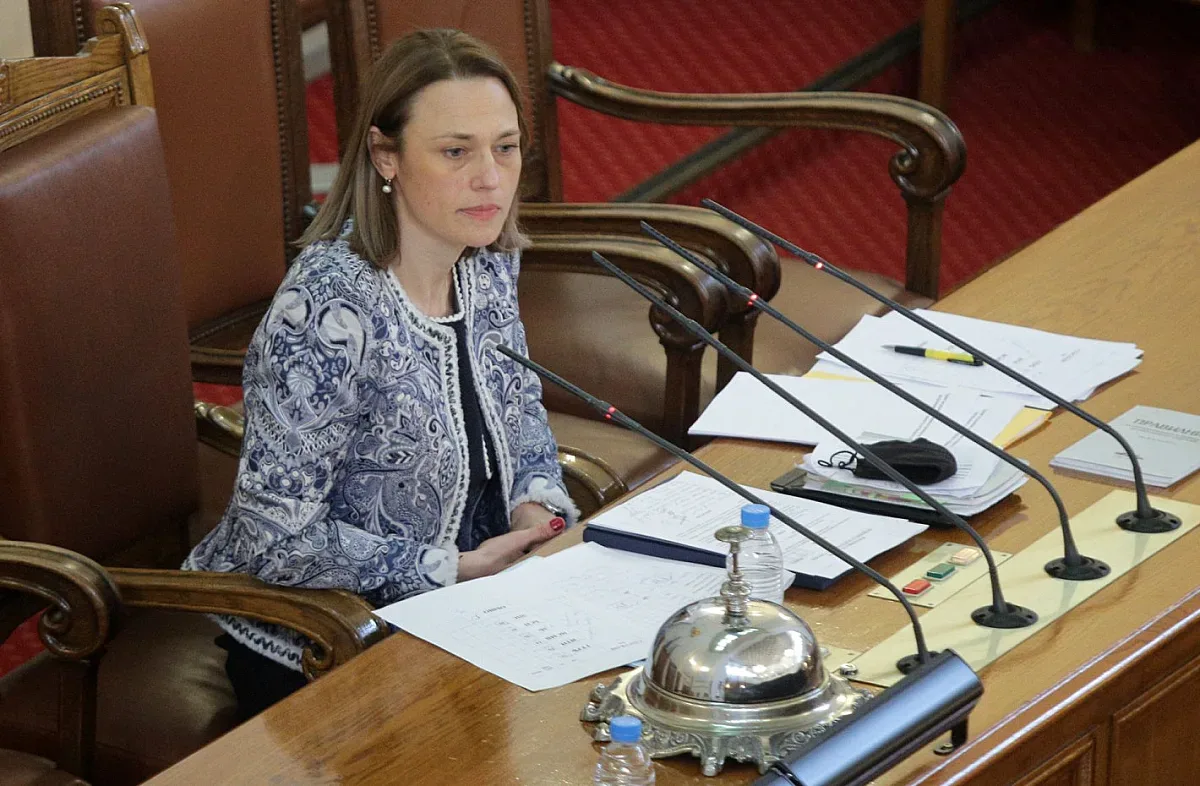 Не приеха машинното гласуване, мажоритарния вот и субсидиите