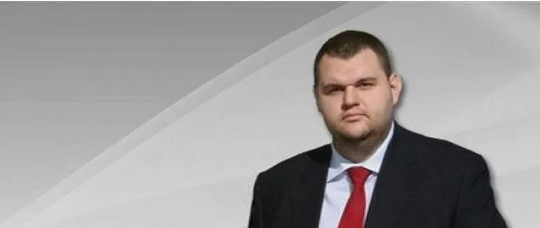 На кого липсва Пеевски?