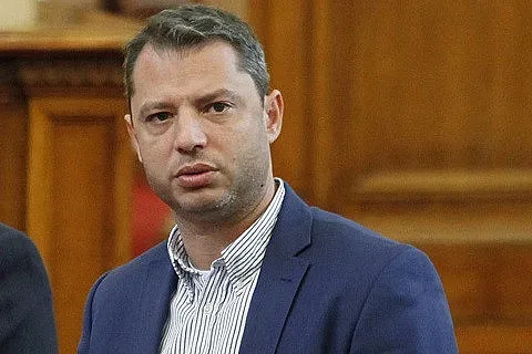 "Мутри вън" вече са мутри!