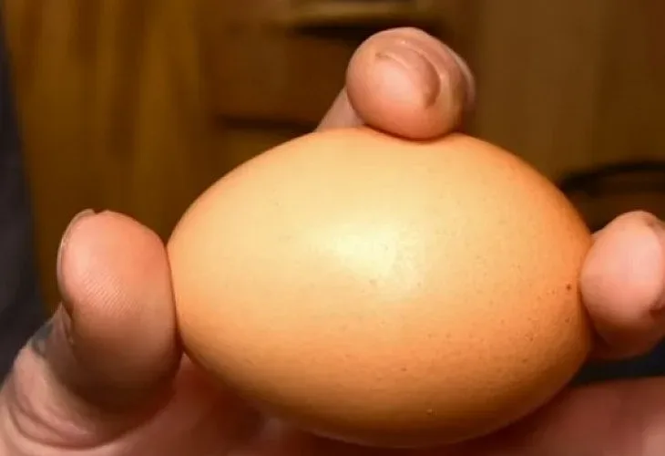 Защо не трябва да чупим яйцето в масата