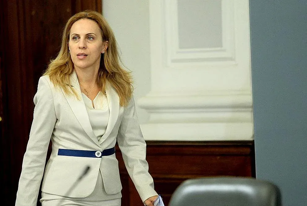 Николова: Старт на летния сезон на 1 май