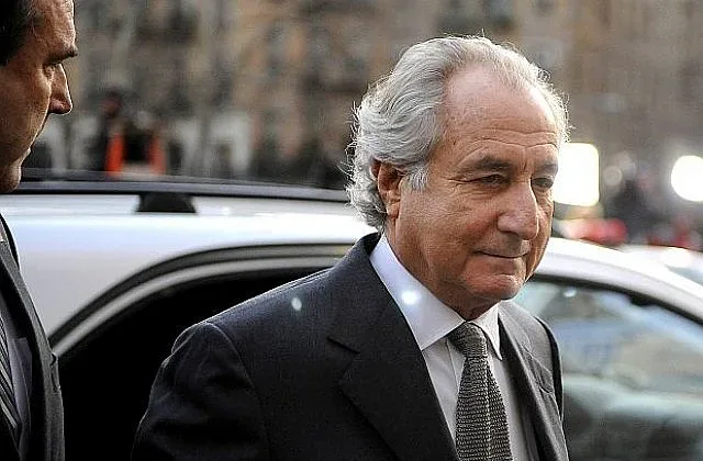 Измамникът на века почина в затвора