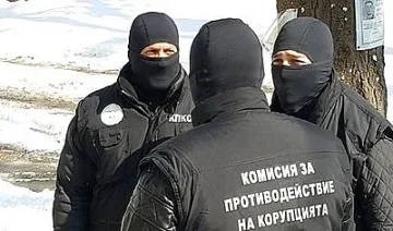Отнемат 5 имота от строителен бос