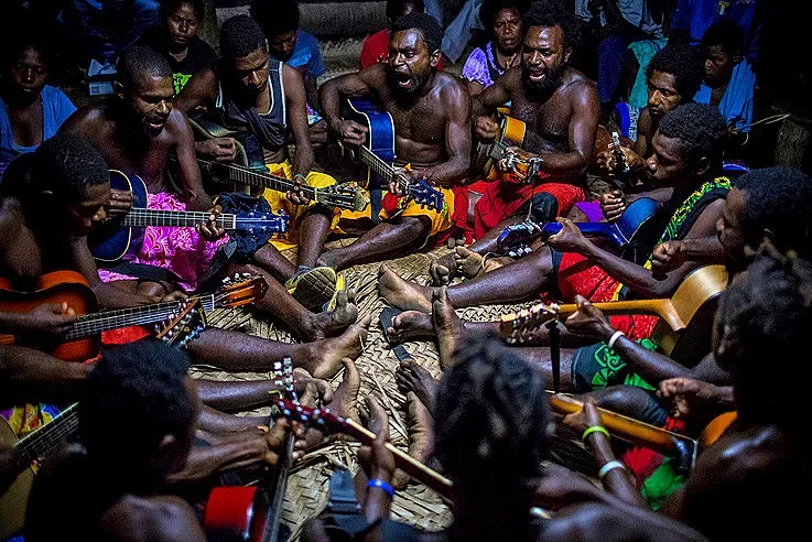 Как Джон Фрум стана бог за папуасите