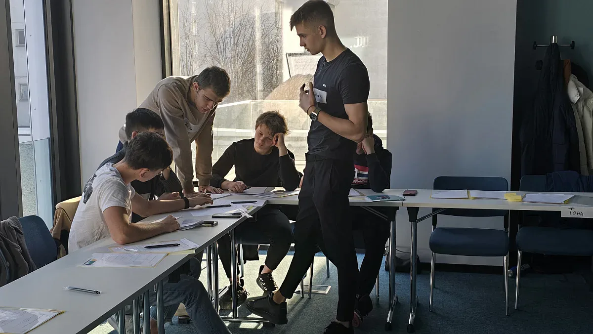 Центрове по медиация във варненски училища ще помагат за справяне с агресията