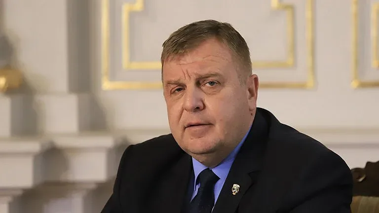 Каракачанов: Няма да подкрепим Радев